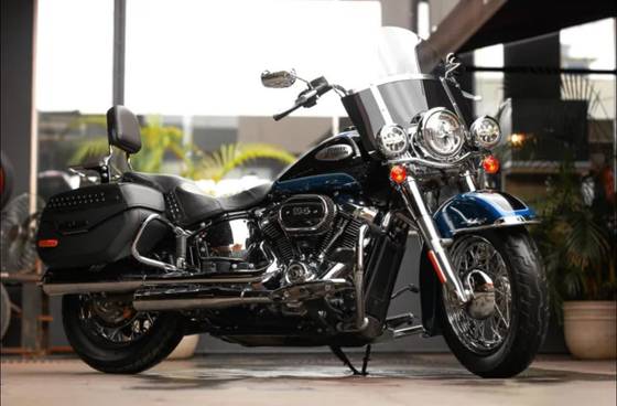 HARLEY-DAVIDSON SOFTAIL HERITAGE CLASSIC 114 